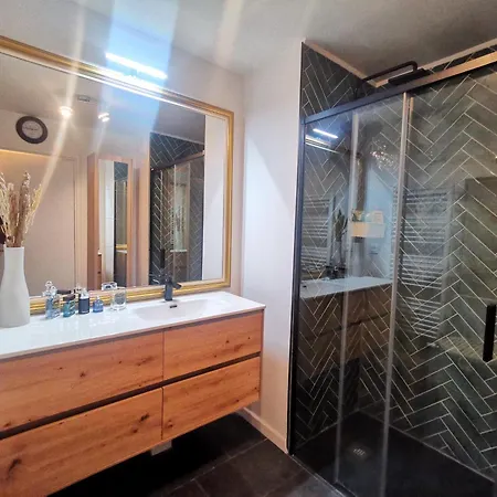 Chez Habitant Proche Metro Homestay