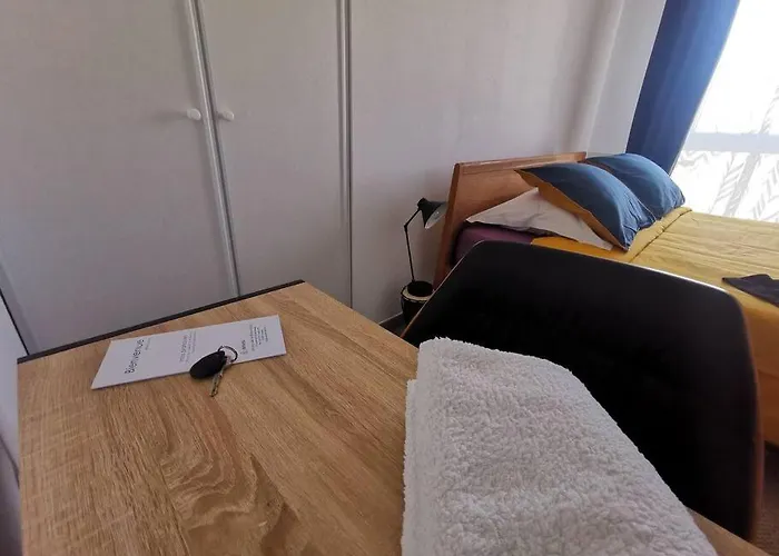 Chez Habitant Proche Metro Homestay