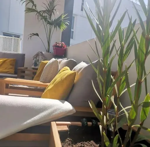 Chez Habitant Proche Metro ホームステイ *