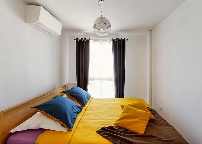 ホームステイ Chez Habitant Proche Metro トゥールーズ